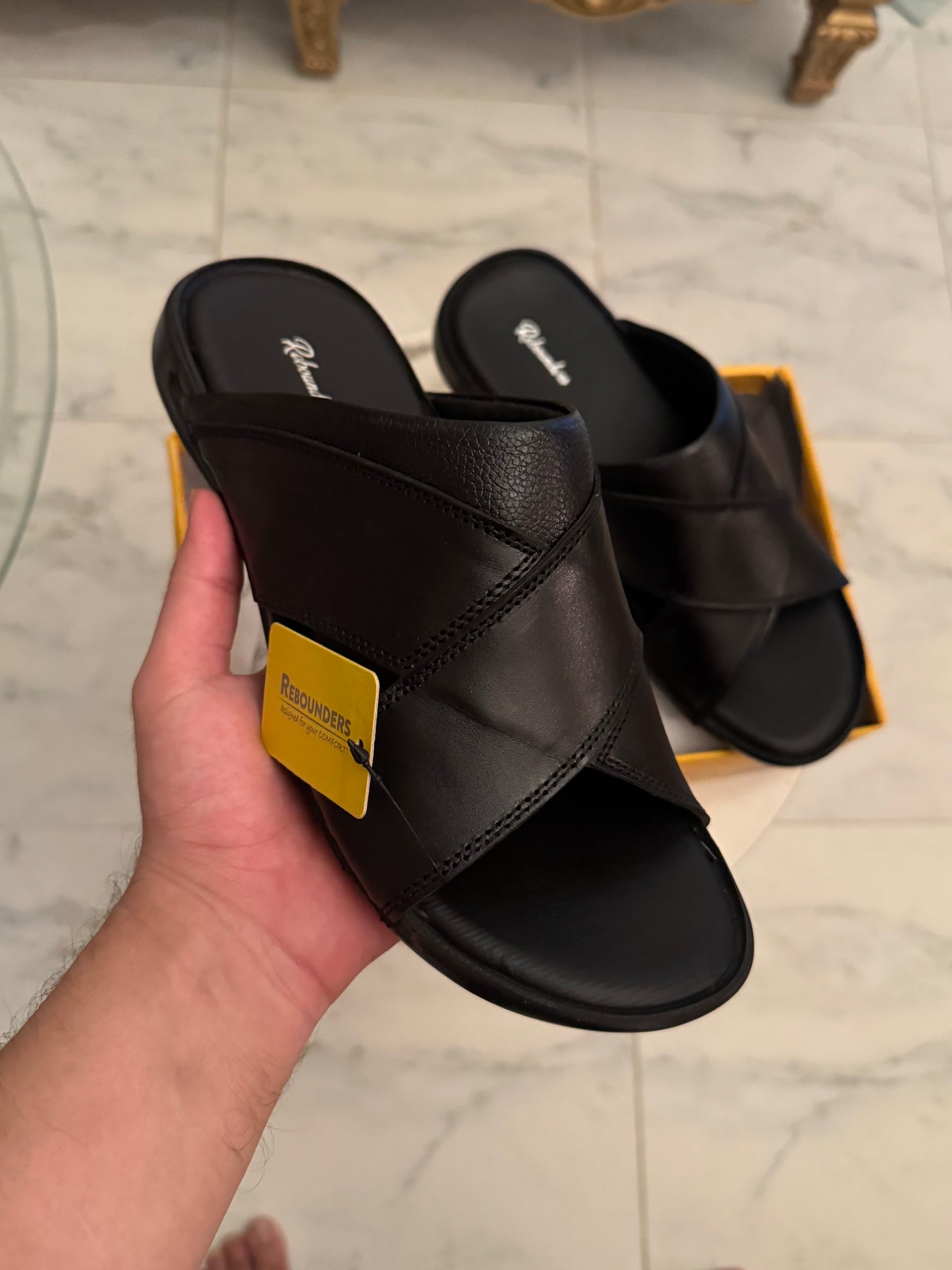 URBAN WALKERS LEATHER - BLACK