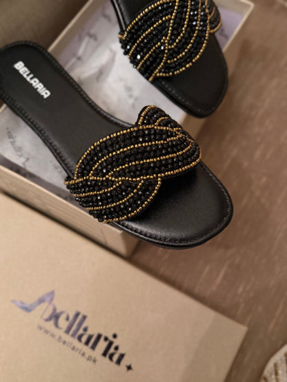 Amora Flats