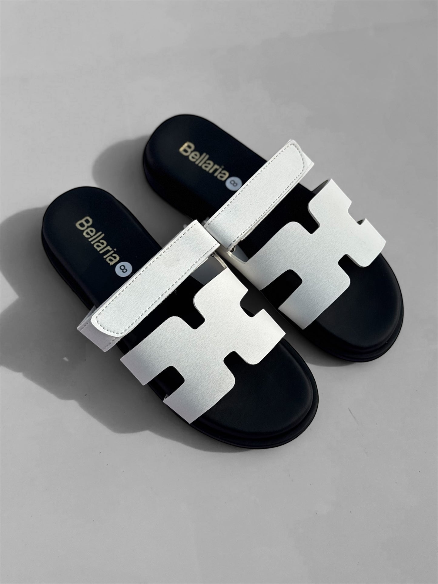CHYPREE WOMEN SANDALS - Basic Whitee