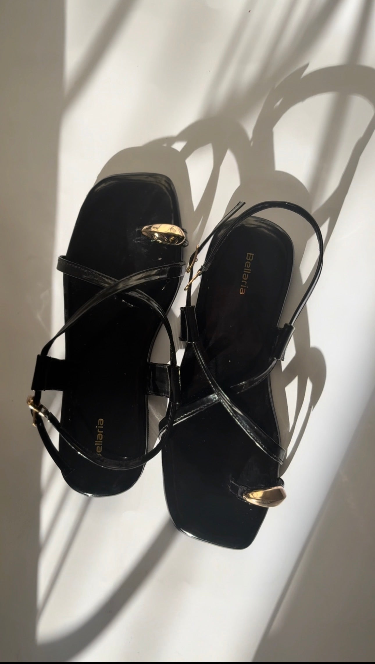 STRAVIA SANDALS - BLACK