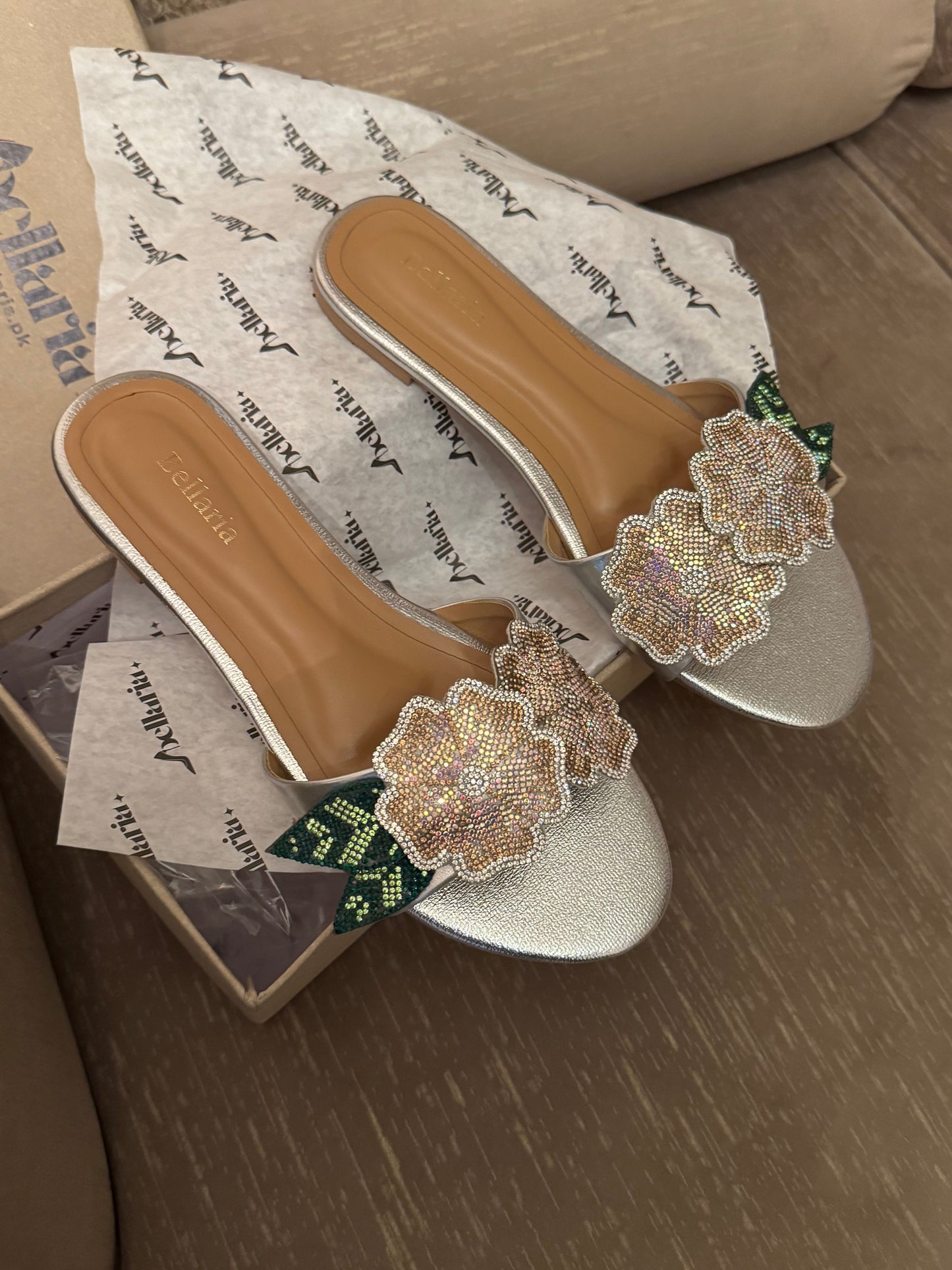 SIYANA FLATS