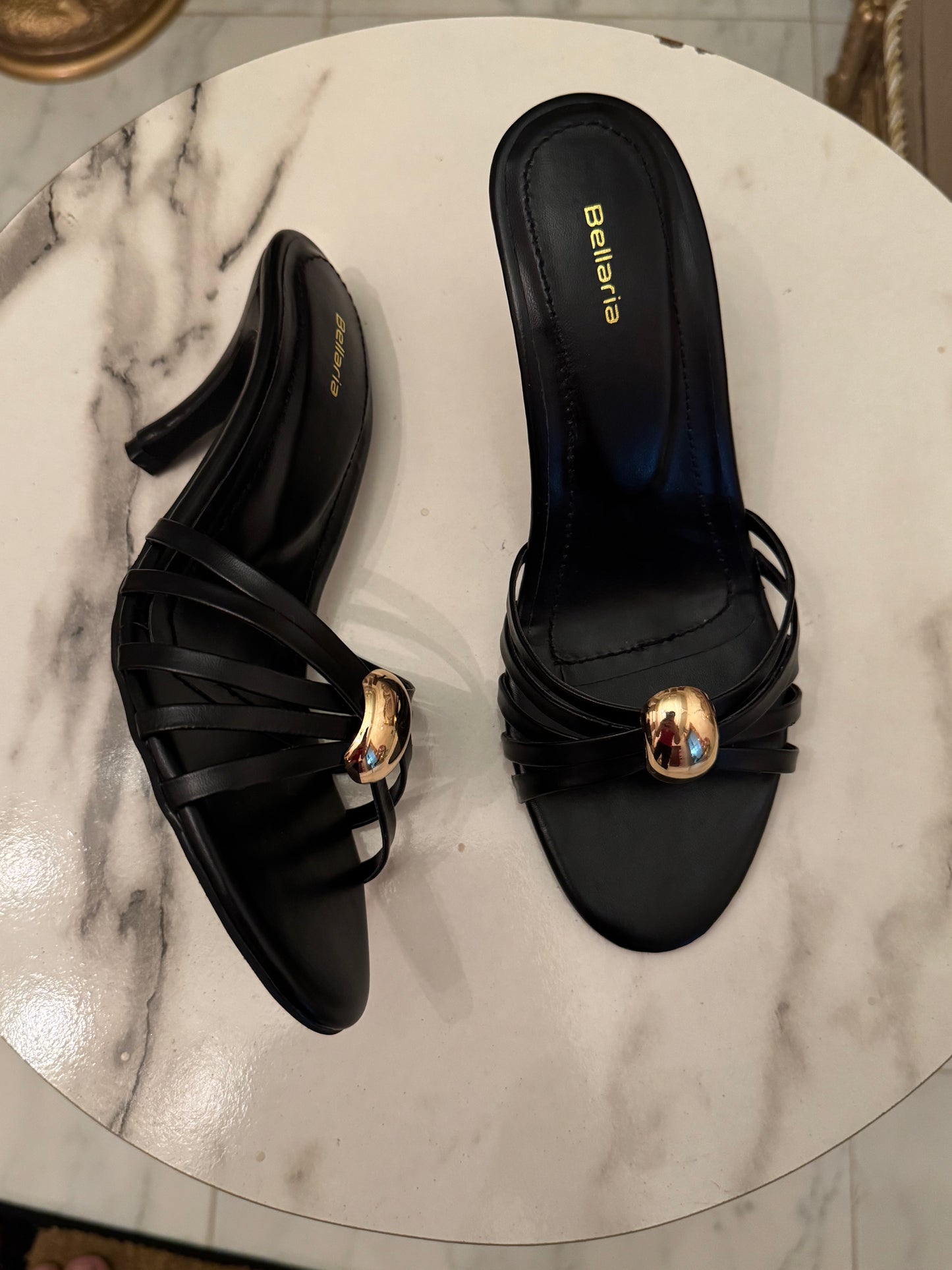 SCARLET HEELS - Black