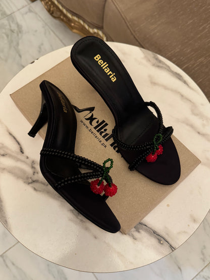 CHERRY HEELS
