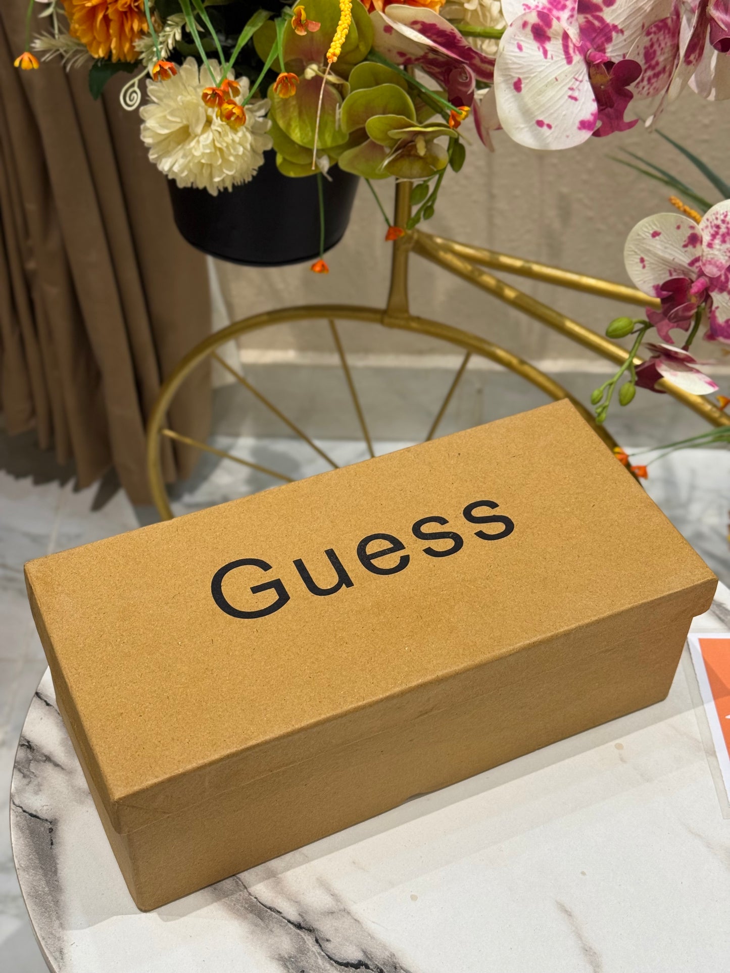 G U E S S Harini Flats - Brown