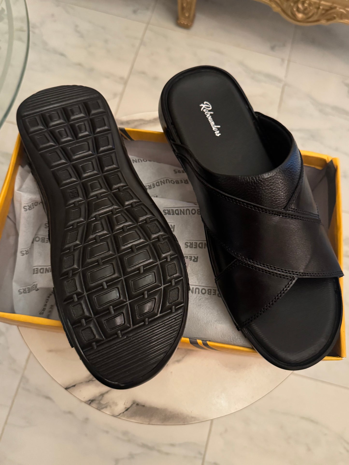 URBAN WALKERS LEATHER - BLACK