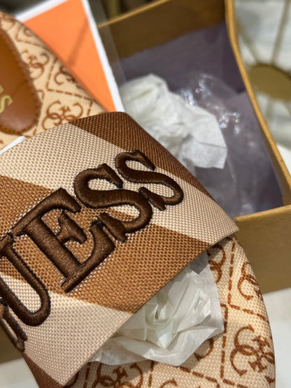 G U E S S Harini Flats - Brown