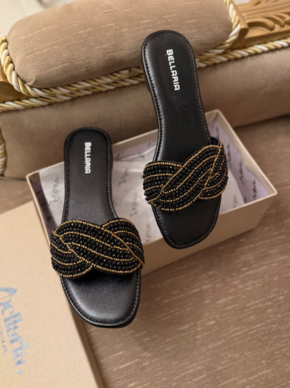 Amora Flats