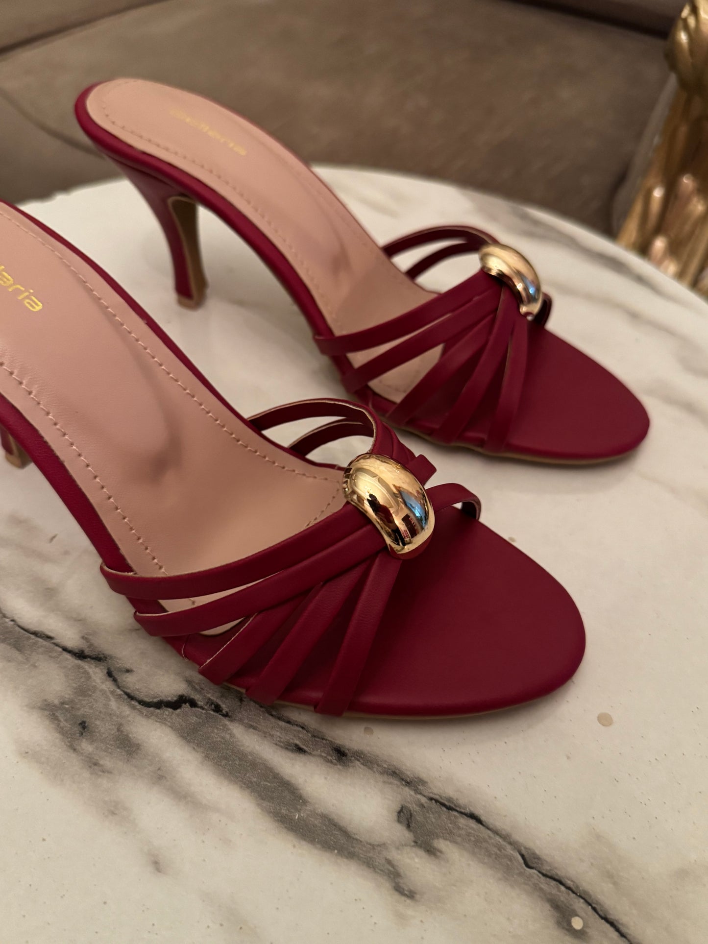 SCARLET HEELS - Maroon