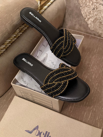 Amora Flats