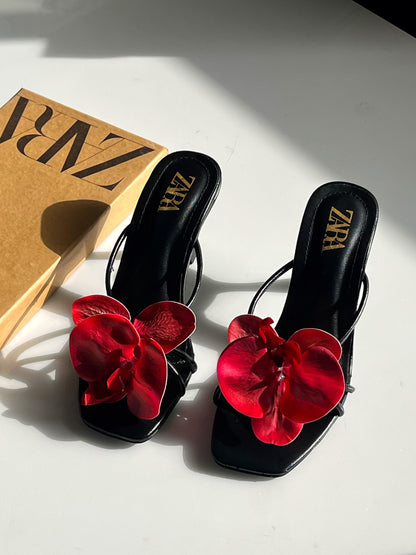FLORA HEELS
