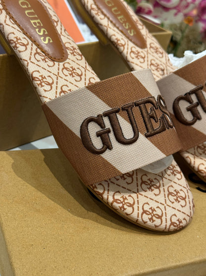 G U E S S Harini Flats - Brown