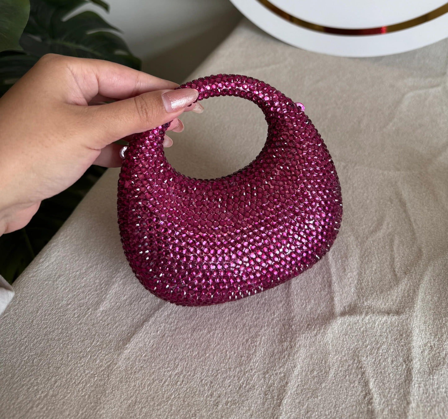 SHIMMER GRACE CLUTCH - Pink