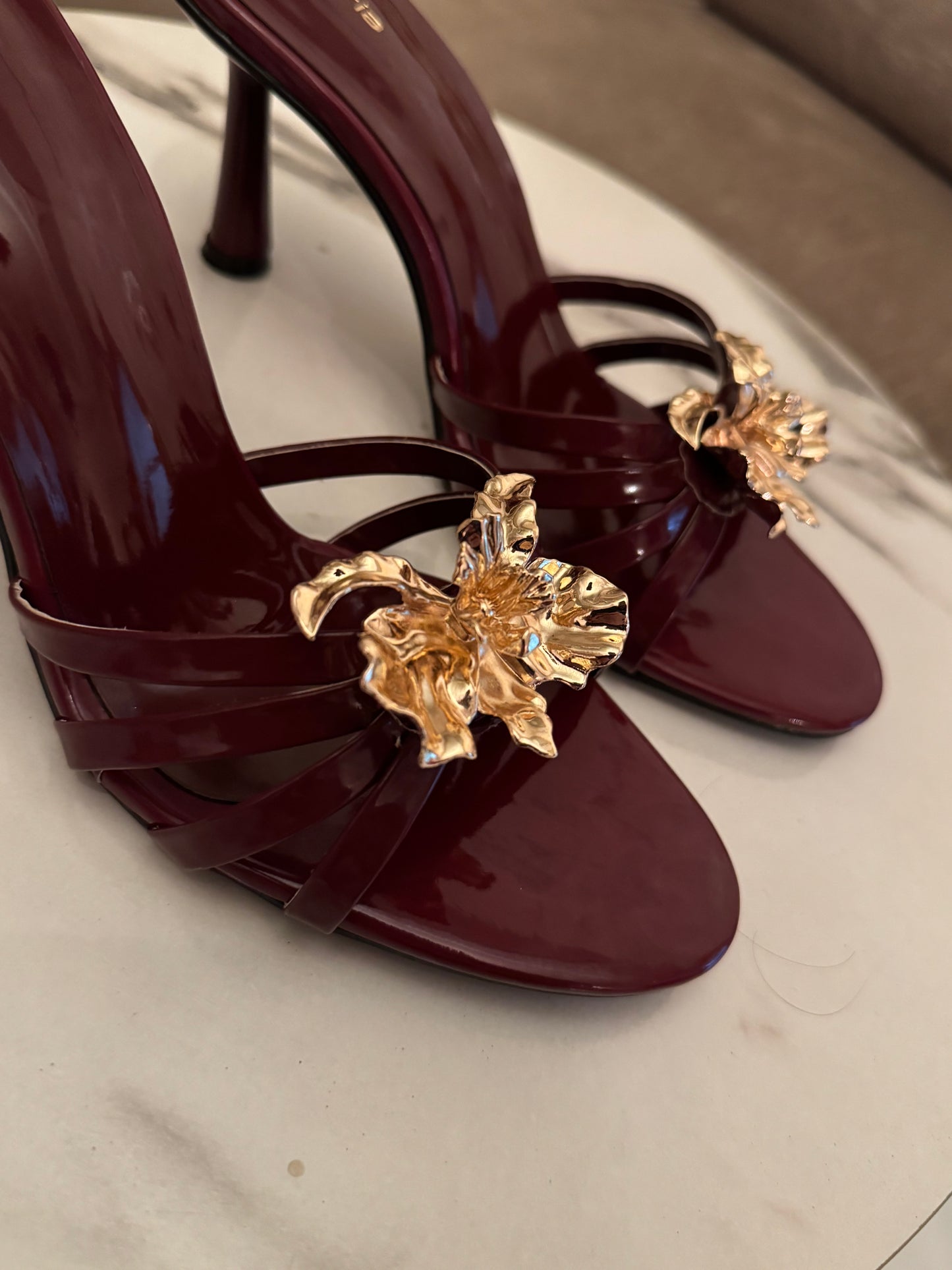 LOBO HEELS
