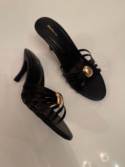 SCARLET HEELS - Black