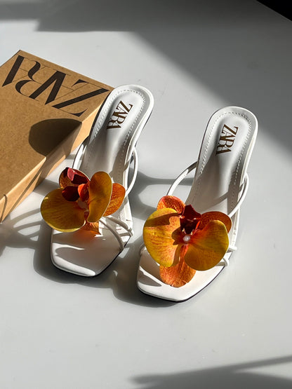 FLORA HEELS