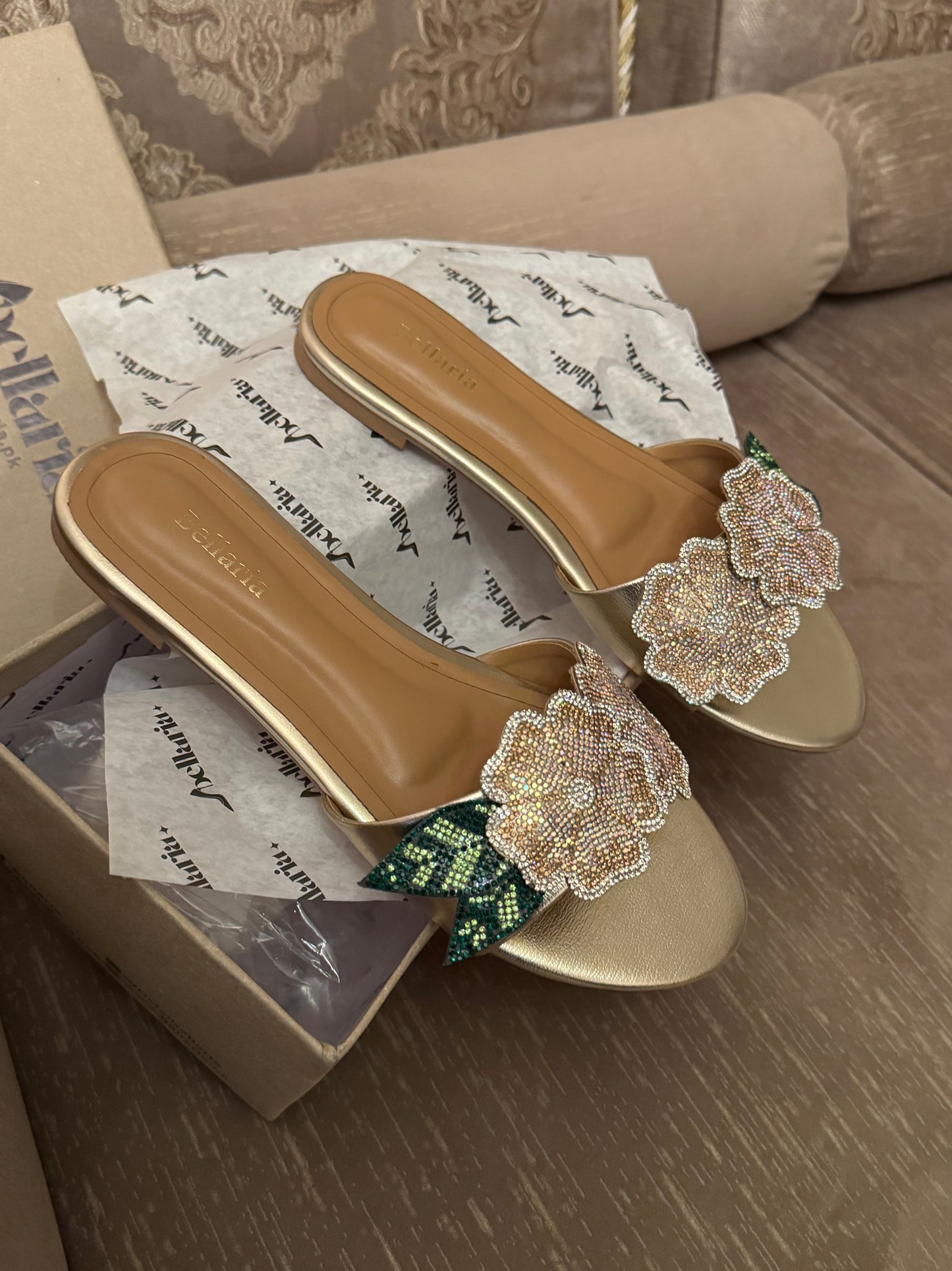 SIYANA FLATS